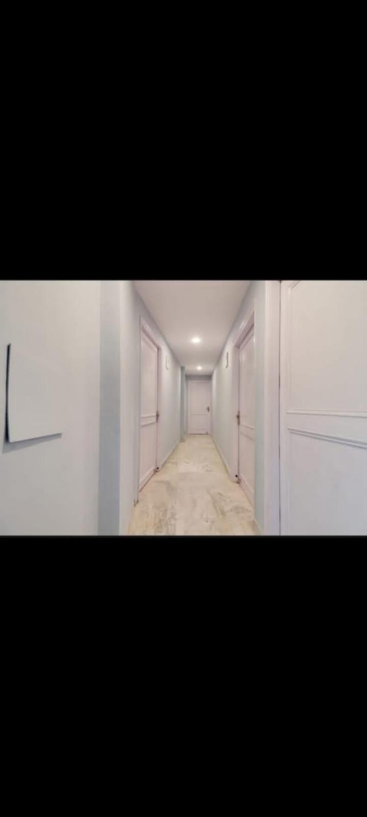 Hotel Day Night Inn New Delhi Extérieur photo